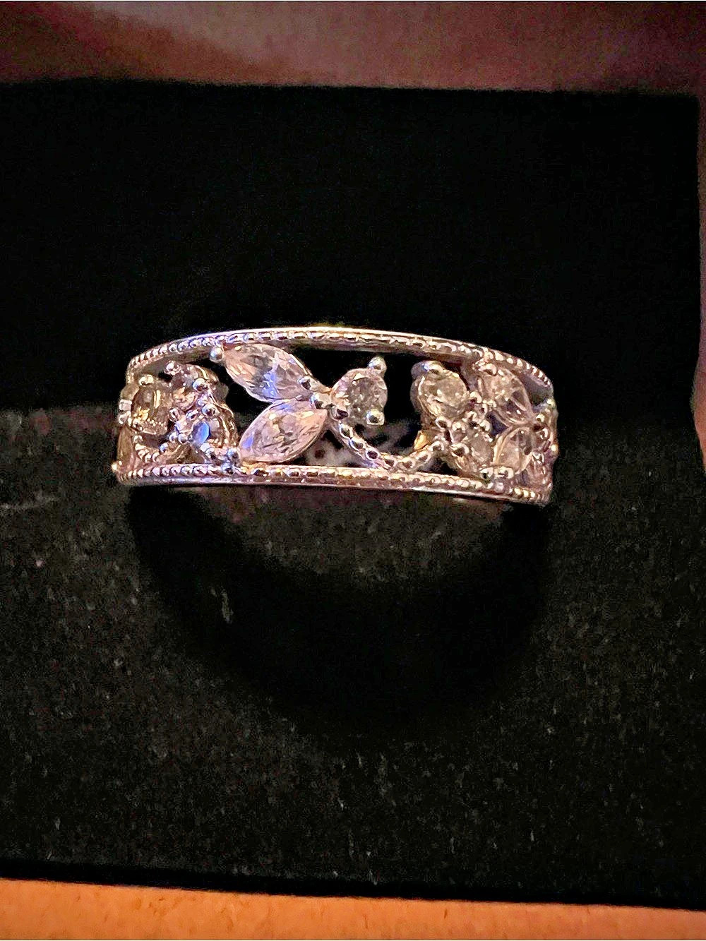 Signed CZ 925 Silver Floral Openwork Ring Like New